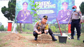 Dukung Program Green Policing, Polda Jambi Gelar Penghijauan dan Pembinaan Siswa SPN